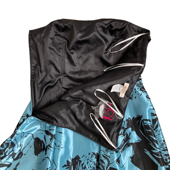 Alyce Designs Women’s aqua and black floral strapless fit and flare dress Sz 22 - Picture 13 of 15